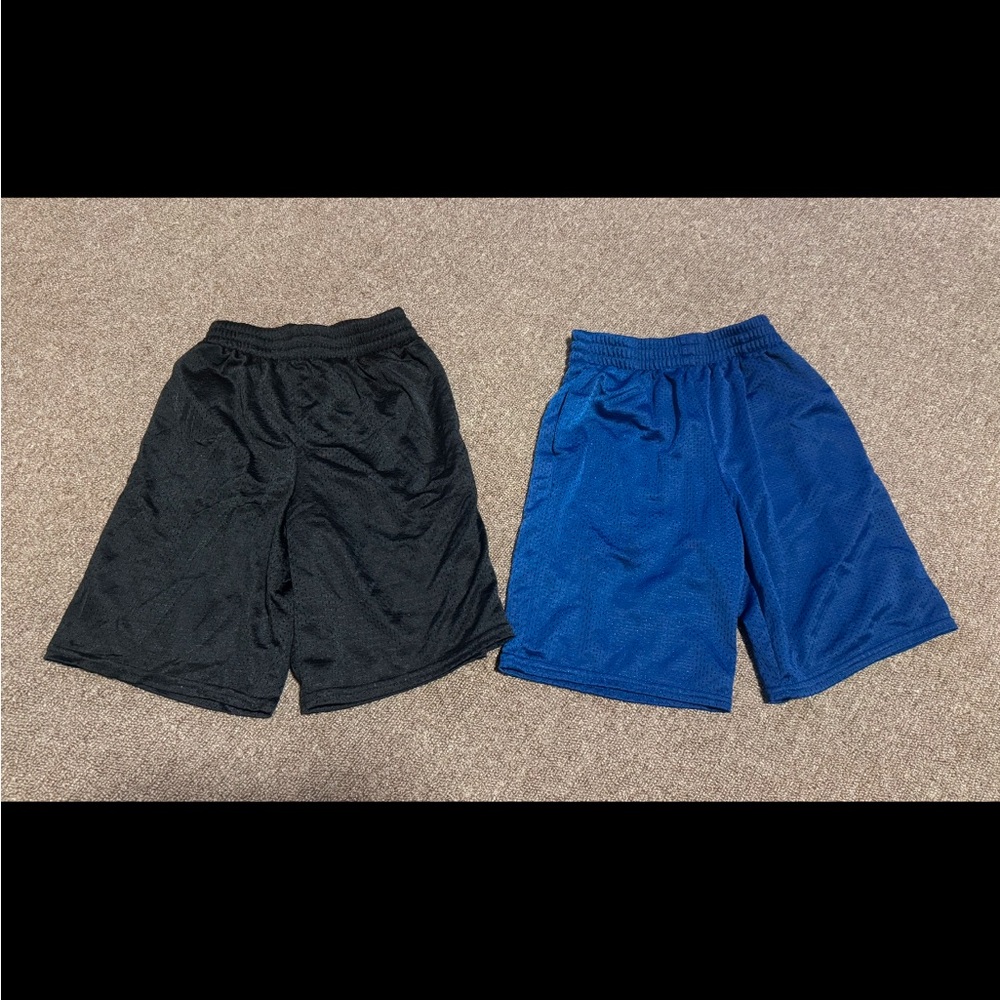The Children's Place Athletic Works Shorts (Small/ 6-7)